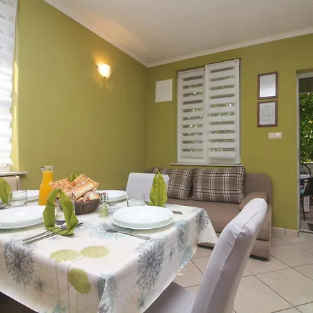 דירה With Parking Space Zablace, Sibenik - 24126 Zablaće